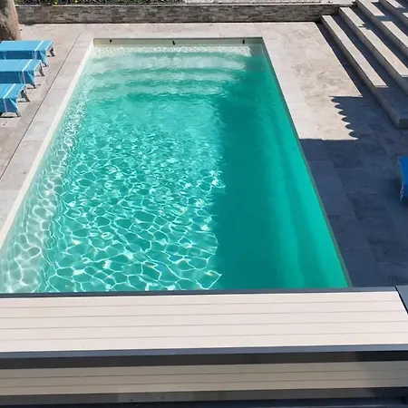 La Chiappa Bord De Avec Piscine Chauffée Et Jacuzzi