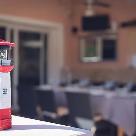 La Chiappa Bord De Avec Piscine Chauffée Et Jacuzzi Villa