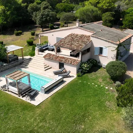 Βίλα La Chiappa Bord De Avec Piscine Chauffee Et Jacuzzi *
