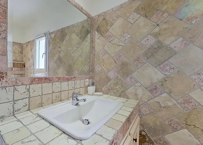 Vila La Chiappa Bord De Avec Piscine Chauffee Et Jacuzzi Porto-Vecchio (Corsica)