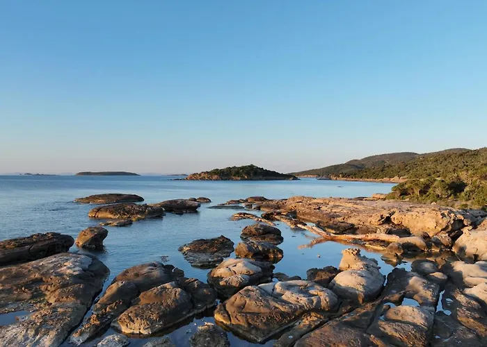 Vila La Chiappa Bord De Avec Piscine Chauffee Et Jacuzzi