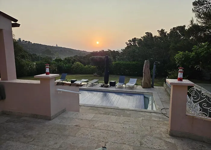 Vila La Chiappa Bord De Avec Piscine Chauffee Et Jacuzzi *