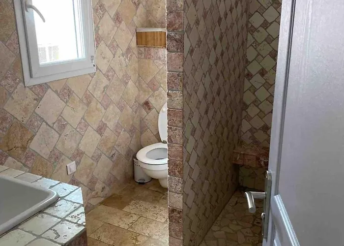 La Chiappa Bord De Avec Piscine Chauffee Et Jacuzzi *