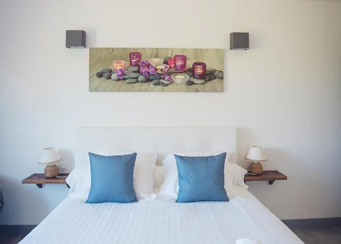 La Chiappa Bord De Avec Piscine Chauffee Et Jacuzzi